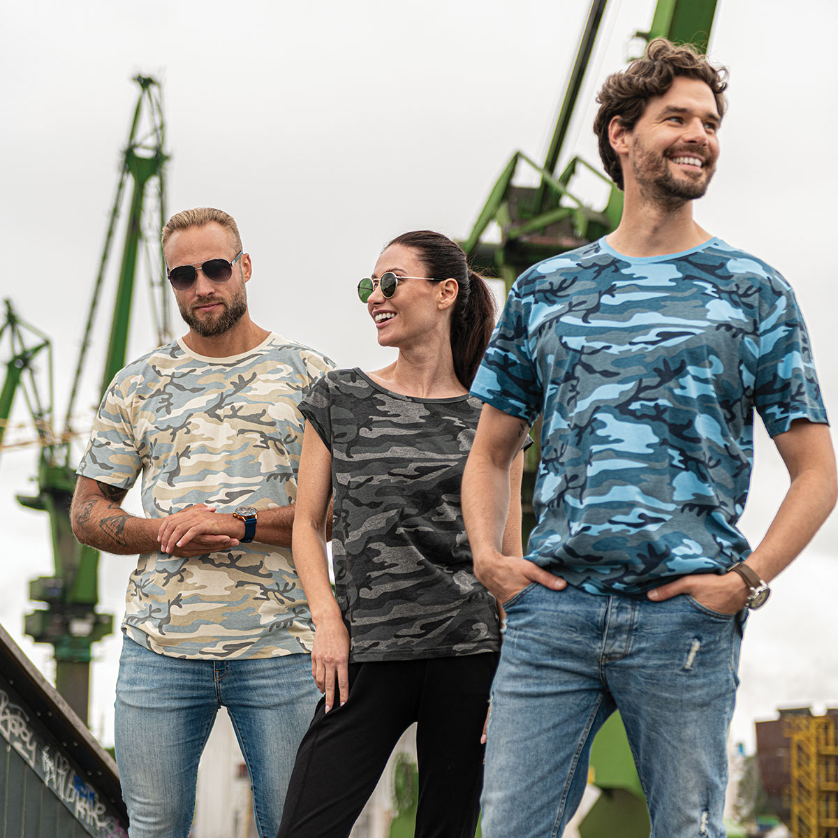 Klasyczne T shirty koszulki hurt Klasyczne T shirty koszulki hurt