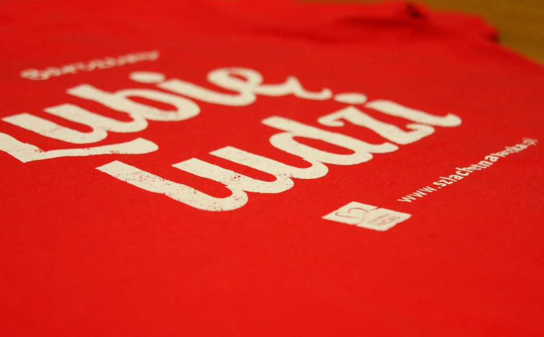 Koszulki dla wolontariuszy „Szlachetnej Paczki”