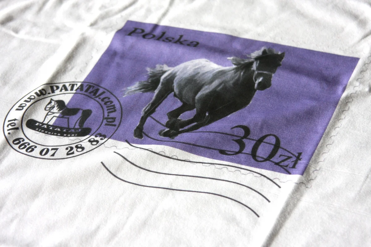 Koszulki i czapki dla Stadniny Patataj