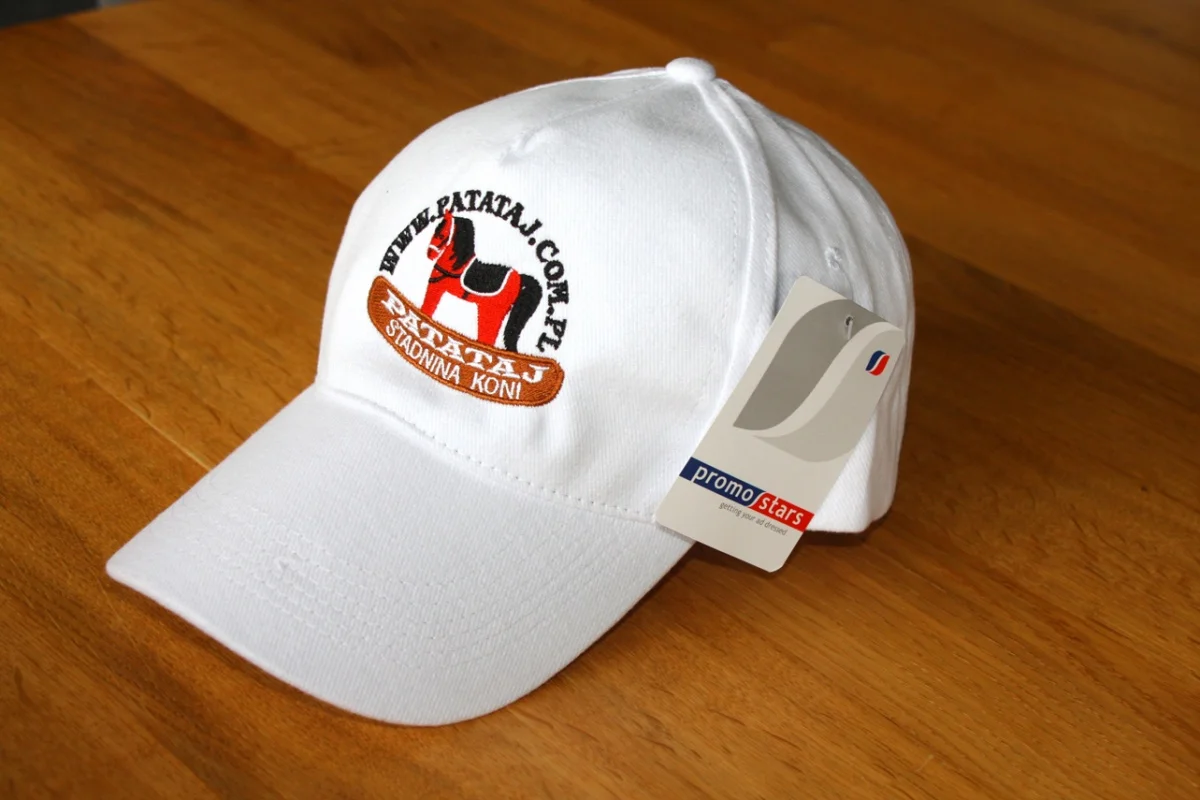 Koszulki i czapki dla Stadniny Patataj