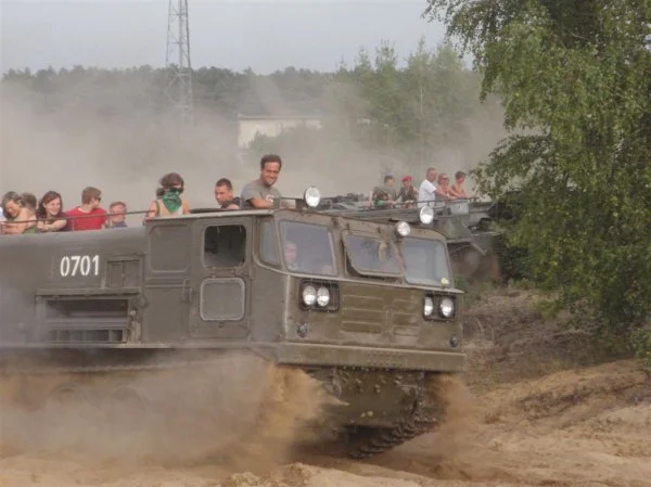 Warszawa na Zlocie Pojazdów Militarnych Borne Sulinowo 2009 Warszawa na Zlocie Pojazdów Militarnych Borne Sulinowo 2009