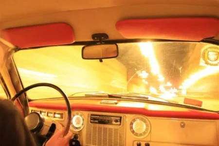 Olsztyn z Warszawy nocą