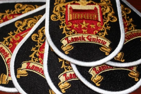 Koszulki i naszywki „Zamek Gniew”